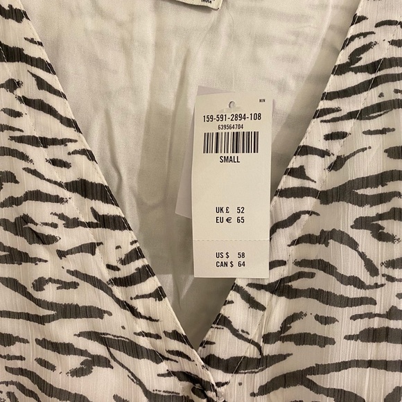 NWT Abercrombie Ladies Dress - Picture 3 of 3